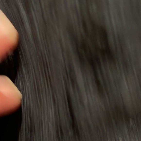 Guess - Picture 4 of 4